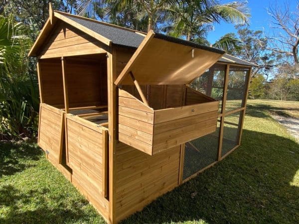 Homestead Cat Enclosure back doors open